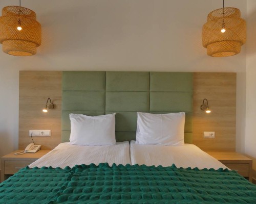 Aquamarine Family Club Hotel 4* — Гагра, Абхазия