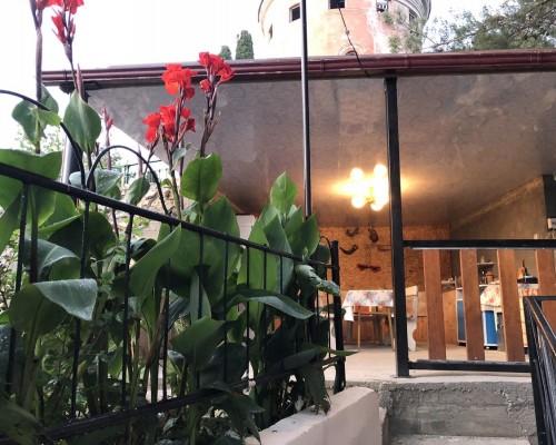 Cafe-Hotel Assir в Пицунде: что важно знать перед бронированием