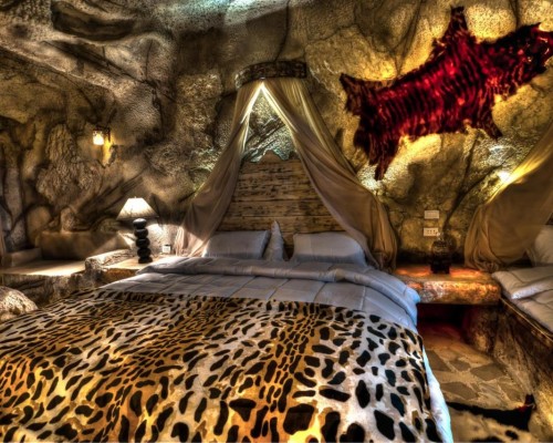 Caves Beach Resort 5* в Хургаде