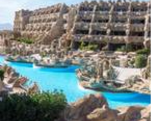 Caves Beach Resort 5* в Хургаде