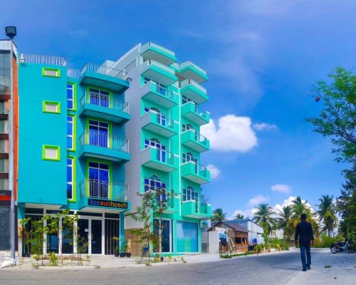 Seasunbeach Maldives — отель на Северном Мале (Каафу Атолл)
