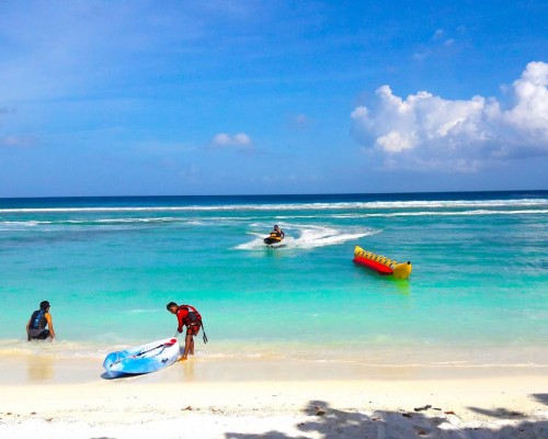 Seasunbeach Maldives — отель на Северном Мале (Каафу Атолл)