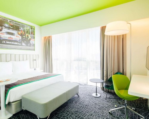 Park Inn by Radisson Dubai Motor City — отель 4* в Дубае