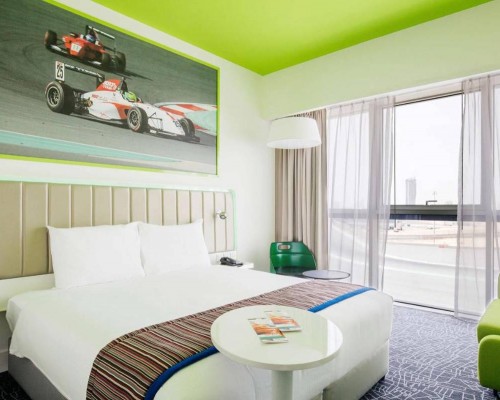 Park Inn by Radisson Dubai Motor City — отель 4* в Дубае
