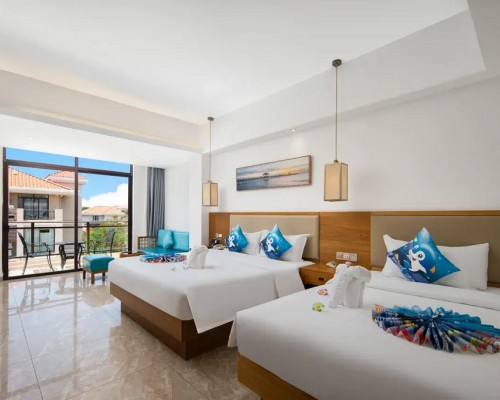 Yin Yun Sea View Holiday Hotel 4* — Хайнань, бухта Саньявань