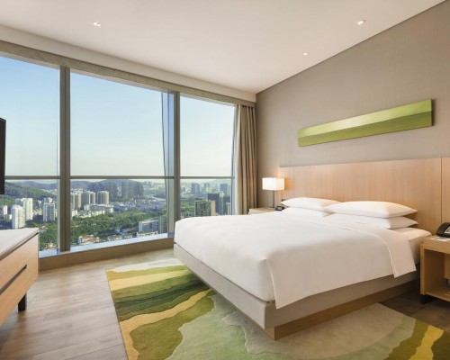 Hyatt Place Sanya City Center 5* — отель в центре Саньи, Хайнань