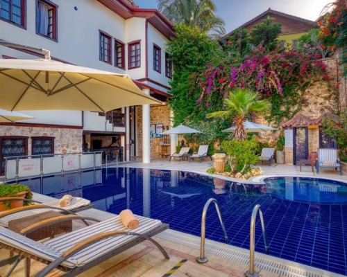 Dogan Hotel 4* в Анталье: что важно знать до брони