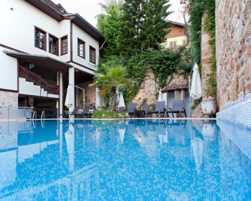 Dogan Hotel 4* в Анталье: что важно знать до брони