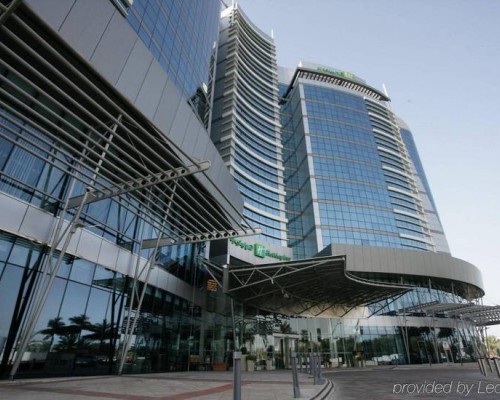 Holiday Inn Abu Dhabi 4* — отель в Абу-Даби