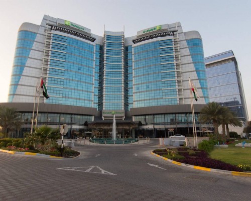 Holiday Inn Abu Dhabi 4* — отель в Абу-Даби