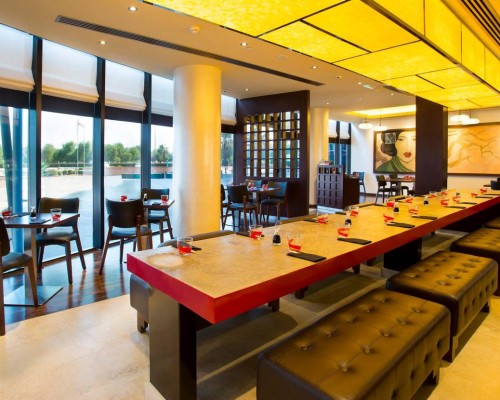 Holiday Inn Abu Dhabi 4* — отель в Абу-Даби