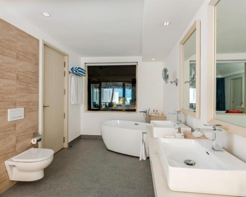 Villa Nautica 5* — Северный Мале, Мальдивы