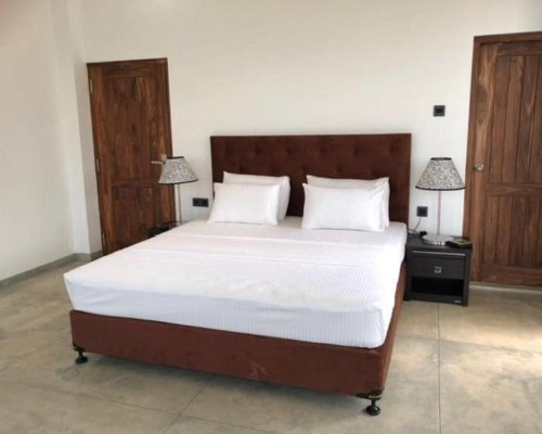 Funky Hotel в Хиккадуве: что реально есть в отеле
