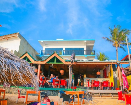 Funky Hotel в Хиккадуве: что реально есть в отеле