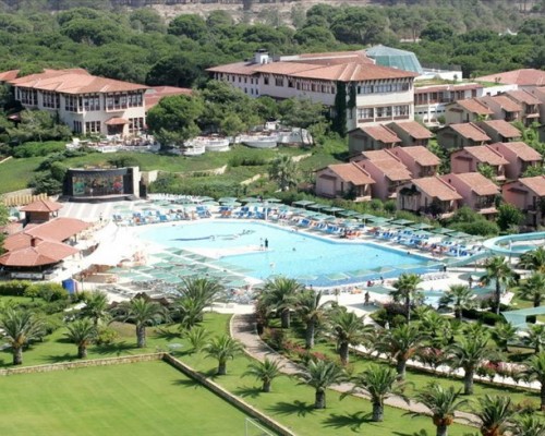 Attaleia Holiday Village 5* в Белеке: семейный отель на первой линии