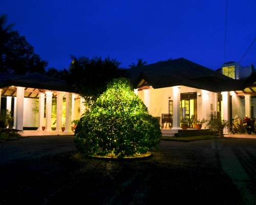 Camellia Dwelling 2* — отель в Хиккадуве, Шри-Ланка