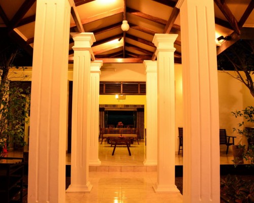 Camellia Dwelling 2* — отель в Хиккадуве, Шри-Ланка