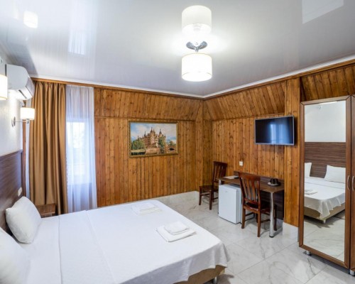 Hotel Samson 3* — Сухум, ул. Харания, 5
