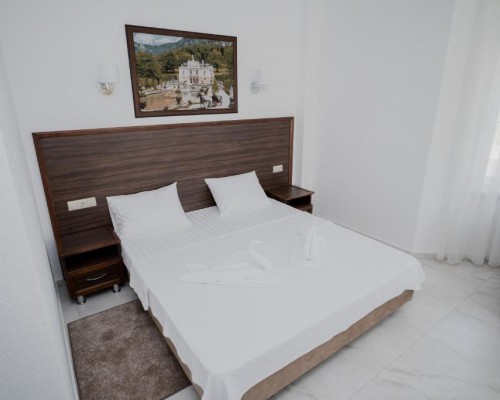 Hotel Samson 3* — Сухум, ул. Харания, 5