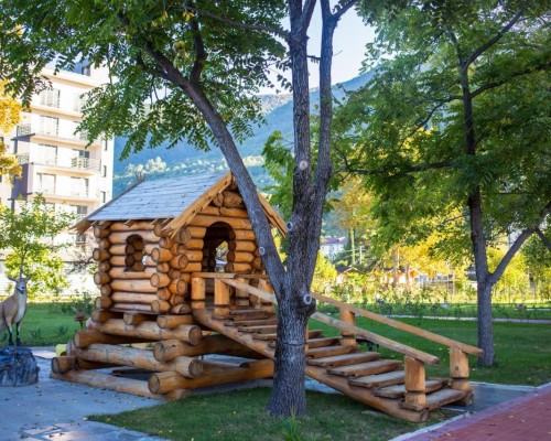 Гранд Отель Абхазия 3* в Гагре (Абхазия)