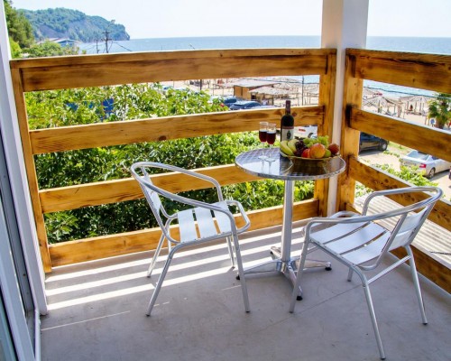 Guest House Soul&Sea — гостевой дом 2* в Пицунде, первая линия
