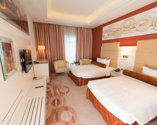 Golden Tulip Downtown Abu Dhabi 4* — отель в центре Абу-Даби