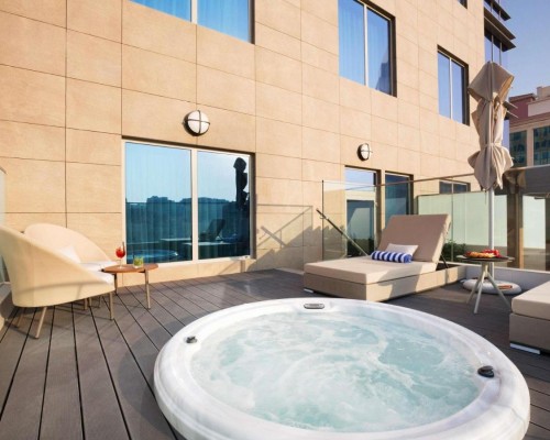 Novotel Bur Dubai - Healthcare City 4*