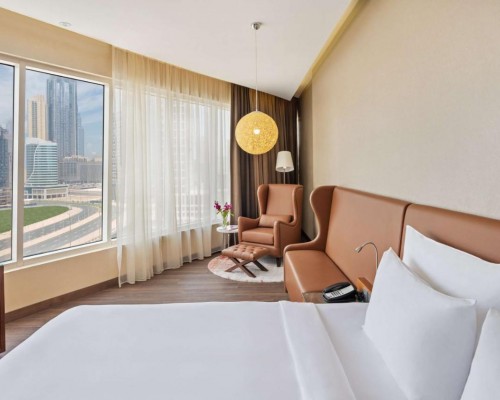 Radisson Blu Dubai Canal View 5* — отель в Дубае, Business Bay
