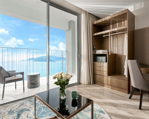 The Empyrean Nha Trang Powered by Aston — 5* в центре Нячанга