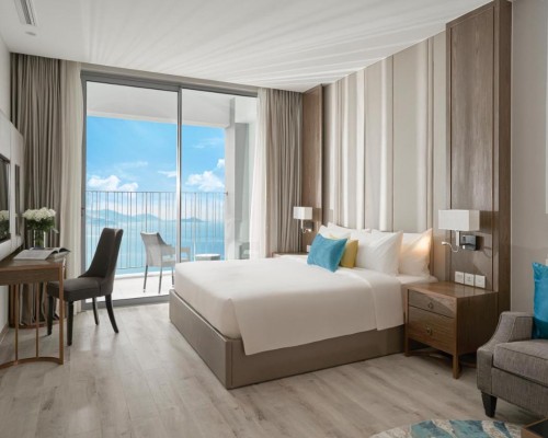 The Empyrean Nha Trang Powered by Aston — 5* в центре Нячанга