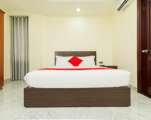 OYO 176 374 Hotel, Нячанг — что это за отель