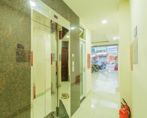 OYO 176 374 Hotel, Нячанг — что это за отель