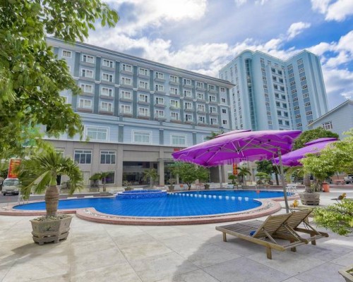 Sky Beach D20 Nha Trang 4* — пляжный отель в Нячанге