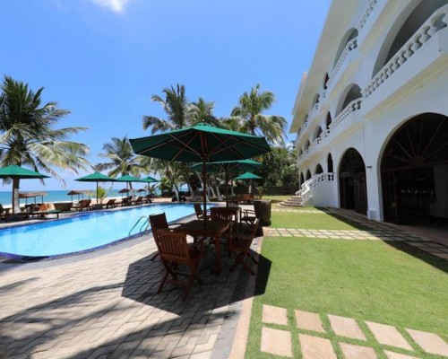 Joe's Resort Bentota 4* — отель на первой линии в Бентоте