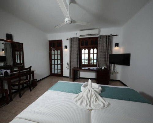Joe's Resort Bentota 4* — отель на первой линии в Бентоте