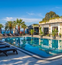 Moyo Beach Hotel 3* Moyo Beach Hotel 3*