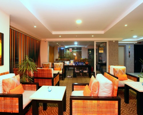 The Beehive 4* — отель в Мале, Мальдивы