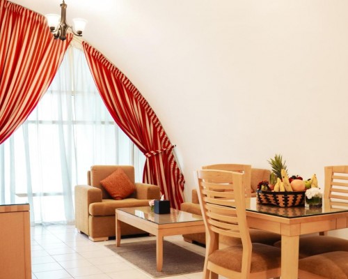 Roda Al Murooj Residences 5* — апарт-отель в центре Дубая