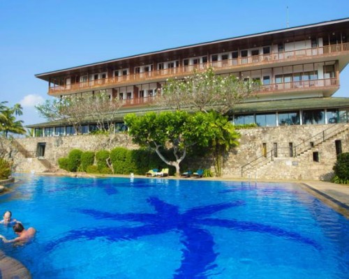 Bentota Beach 4* — отель на первой линии в Бентоте