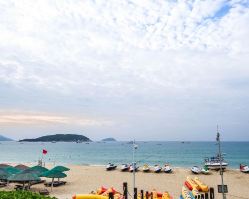 Resort Golden Palm 4* — Хайнань, бухта Ялунвань