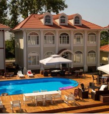 Maxx Hotel
