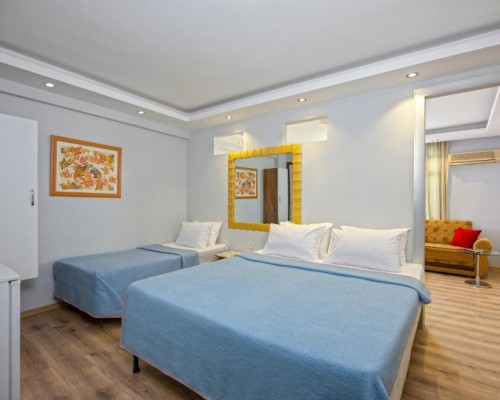 Nest Hotel, Анталья: отель без категории в центре у Калеичи