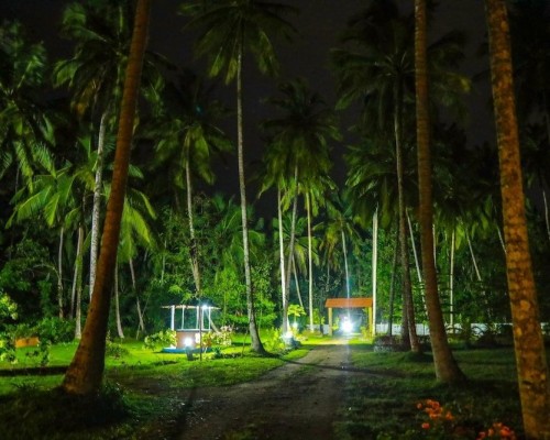 Hotel J Unawatuna 3* — отель в Унаватуне, Шри-Ланка