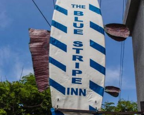 The Blue Stripe Inn By Coral Sands в Хиккадуве