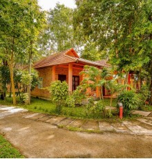 Darina Bungalow