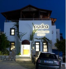 Pudra Hotel
