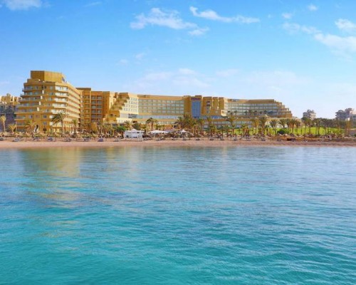 Hilton Hurghada Plaza 5* в Хургаде: пляж в 50 метрах