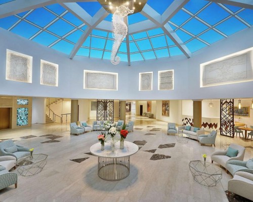 Hilton Hurghada Plaza 5* в Хургаде: пляж в 50 метрах