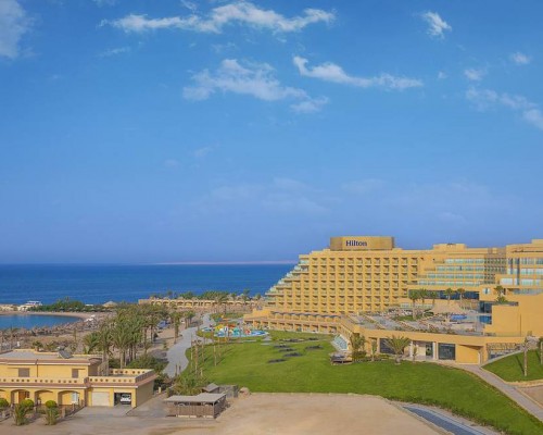 Hilton Hurghada Plaza 5* в Хургаде: пляж в 50 метрах