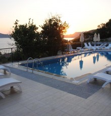 Saranda Club Hotel